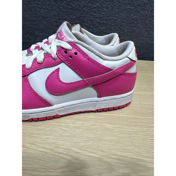Nike Dunk Low Laser/Fuschia Sneakers Kids Size 1Y GS FB9108-102 (Read) - Picture 3 of 12